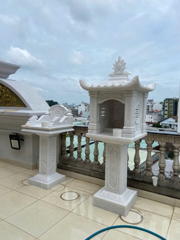 miếu thờ ngoài trời ở Kon Tum