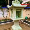 Để tạo nên một bàn thờ đá ngoài trời bền đẹp, các làng nghề đá mỹ nghệ Ninh Bình, Thanh Hóa hay Đà Nẵng thường sử dụng các loại đá xanh, đá trắng, đá vàng hoặc đá granite