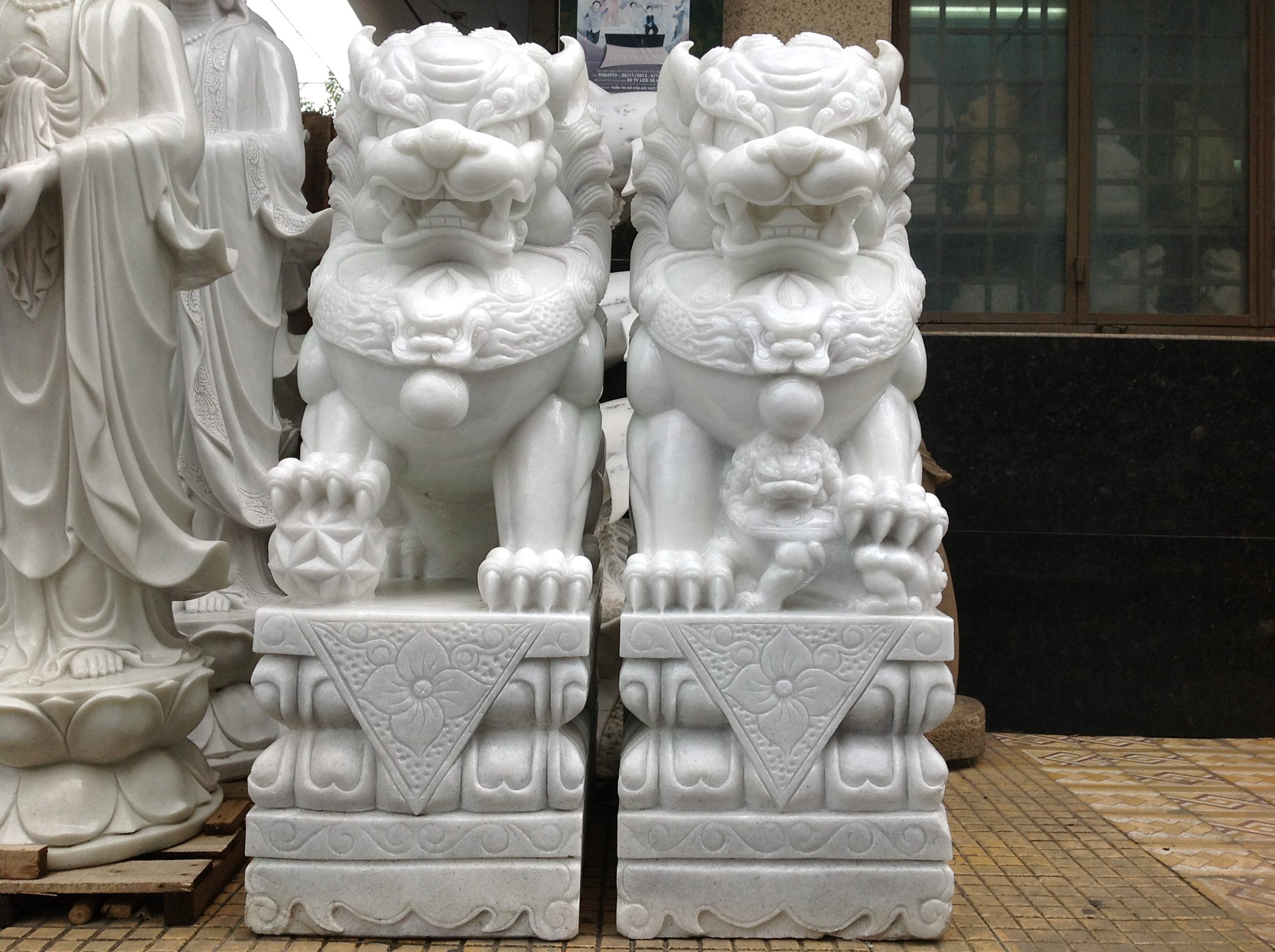 Kỳ Lân Trong Phong Thủy – Linh Vật Hộ Mệnh Từ Đá Mỹ Nghệ