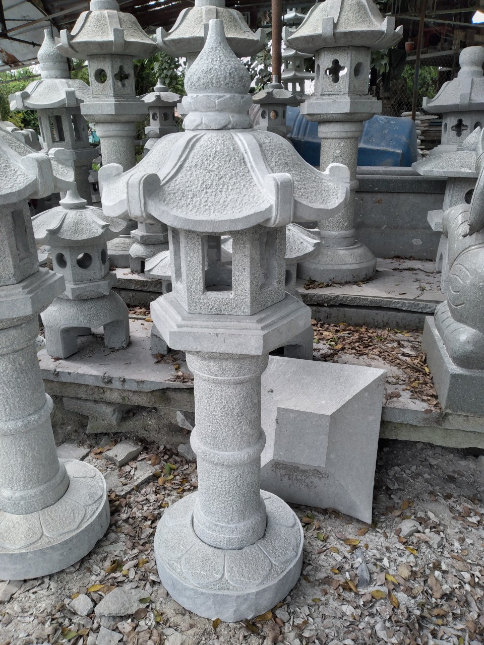 Đèn đá – Vẻ đẹp cổ kính trong nghệ thuật đá mỹ nghệ Việt Nam