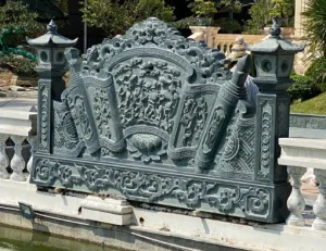 Cuốn Thư Đá – Biểu Tượng Tâm Linh Trang Nghiêm Trong Kiến Trúc Đá Mỹ Nghệ