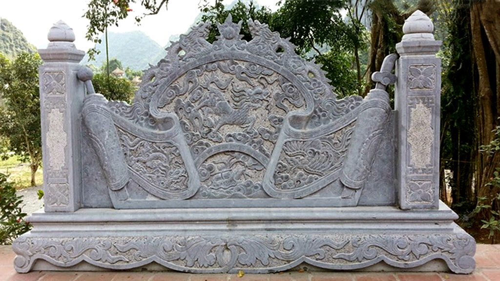 Một cuốn thư đá chuẩn thường gồm 3 phần