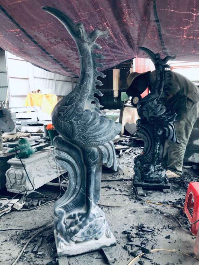 Con Hạc Đá – Biểu Tượng Linh Thiêng Trong Nghệ Thuật Đá Mỹ Nghệ