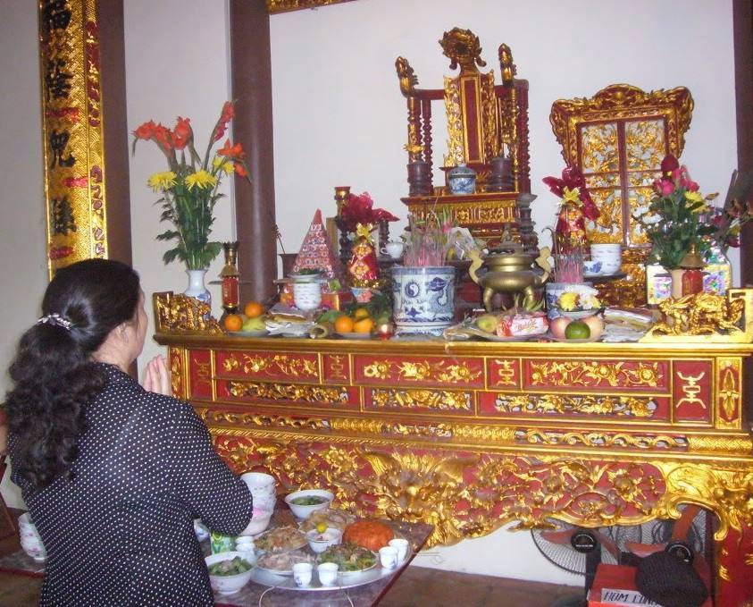 Dưới đây là bài văn khấn tỉa chân nhang thường được các thầy phong thủy và người dân sử dụng