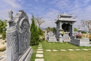 Bốc mộ tháng nào tốt nhất, hợp phong thủy? Giải đáp theo quan niệm dân gian và phong thủy