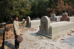 Sau khi kết thúc 49 ngày, linh hồn người mất được cho là đã siêu thoát. Đây là thời điểm thích hợp để