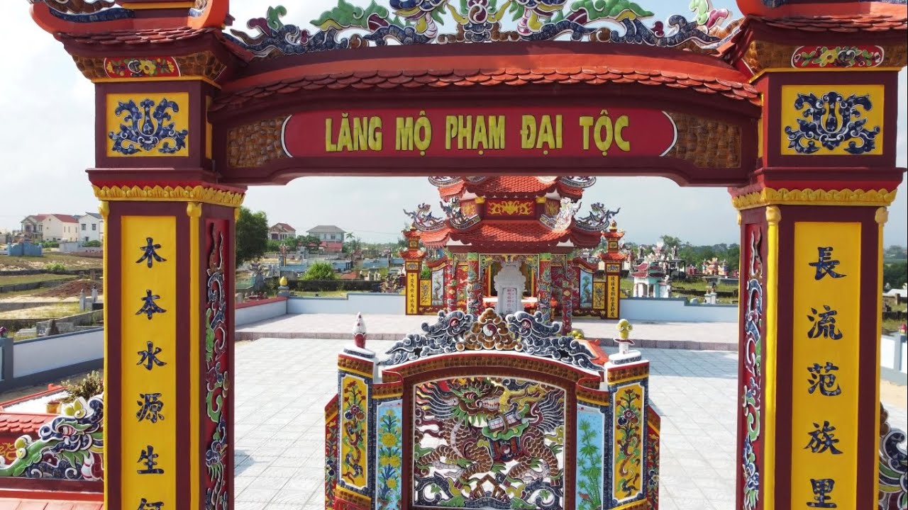 Các tên gọi như trên khi được khắc tinh xảo trên đá mỹ nghệ Ninh Bình, kết hợp cùng hoa văn rồng phượng, hoa sen, mây cuốn… sẽ tạo nên vẻ đẹp cổ kính, trang trọng và đầy linh khí