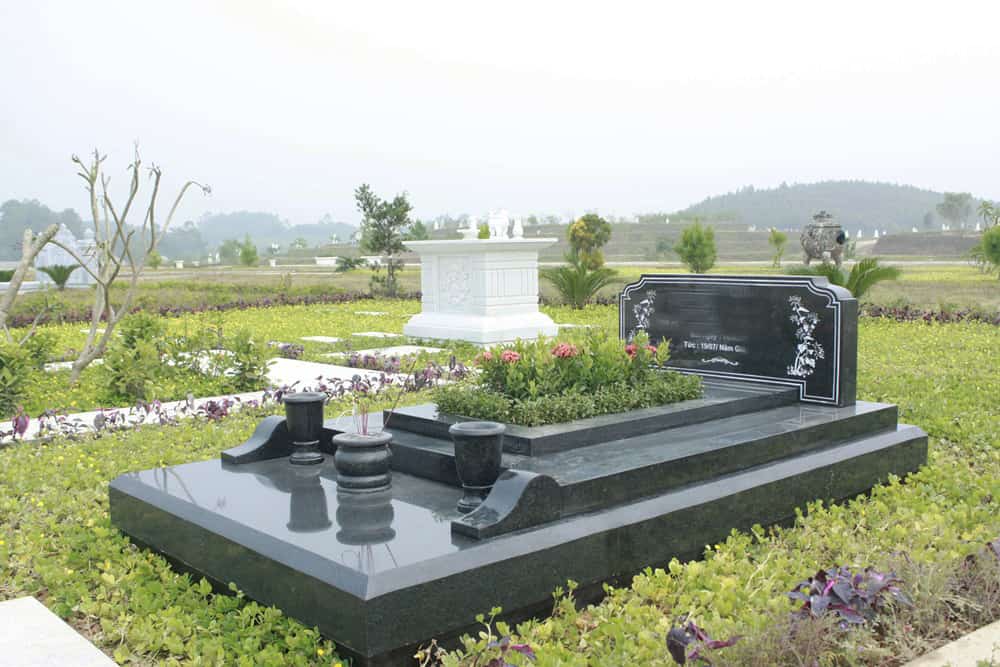 Đá mỹ nghệ không chỉ mang giá trị thẩm mỹ mà còn có ý nghĩa tâm linh sâu sắc. Mỗi loại đá mang năng lượng riêng, tương ứng với từng hành