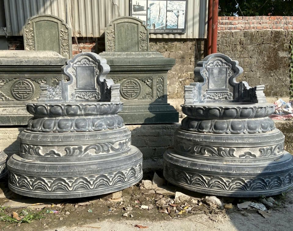 Theo quan niệm phong thủy Á Đông, hình tròn tượng trưng cho trời, cho sự viên mãn, cho vòng luân hồi của sinh – tử – tái sinh. Hình tròn không có góc cạnh, biểu trưng cho sự trọn vẹn, thống nhất và cân bằng