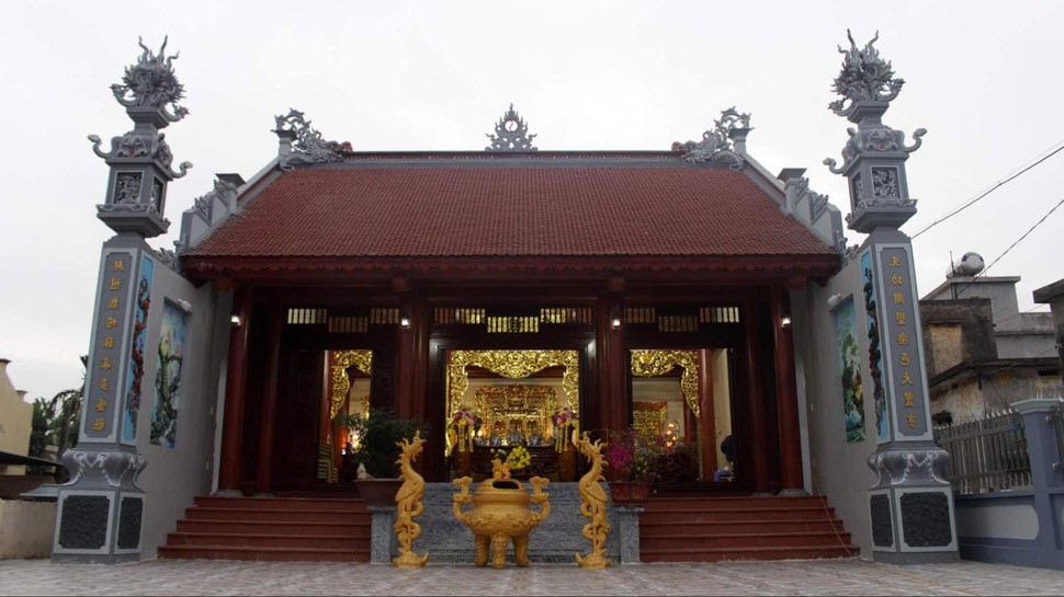 Trong thời đại ngày nay, dù xã hội phát triển nhanh chóng, nhu cầu bảo tồn văn hóa truyền thống càng được chú trọng. Nhà thờ họ bằng đá không chỉ là công trình thờ cúng mà còn là biểu tượng văn hóa, là nơi giáo dục con cháu về đạo hiếu và nguồn cội