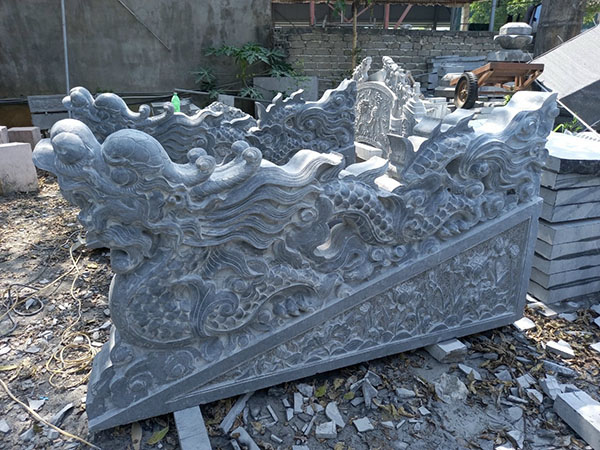 Một tượng rồng đá được xem là đạt chuẩn phải hội tụ đủ sự hài hòa giữa hình khối, họa tiết và thần thái