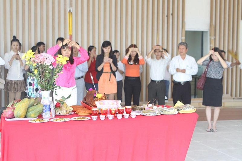 Dù là nhà mua hay nhà thuê, việc thực hiện lễ nhập trạch với văn khấn về nhà mới thuê thể hiện lòng thành và mong cầu một khởi đầu tốt đẹp