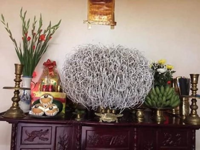 Trên đây là bài văn khấn xin rút chân nhang chuẩn và phổ biến được nhiều gia đình sử dụng