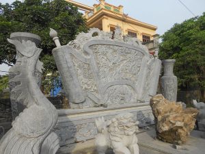 Bình phong đá – bức chắn gió mang ý nghĩa phong thủy sâu sắc