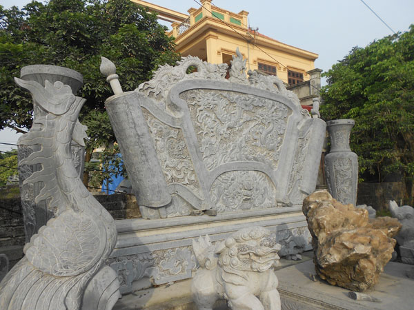 Bình phong đá – bức chắn gió mang ý nghĩa phong thủy sâu sắc