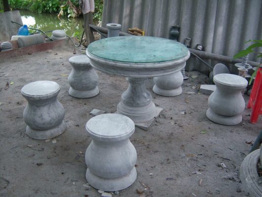 Ghế đá mỹ nghệ – bền đẹp và gần gũi
