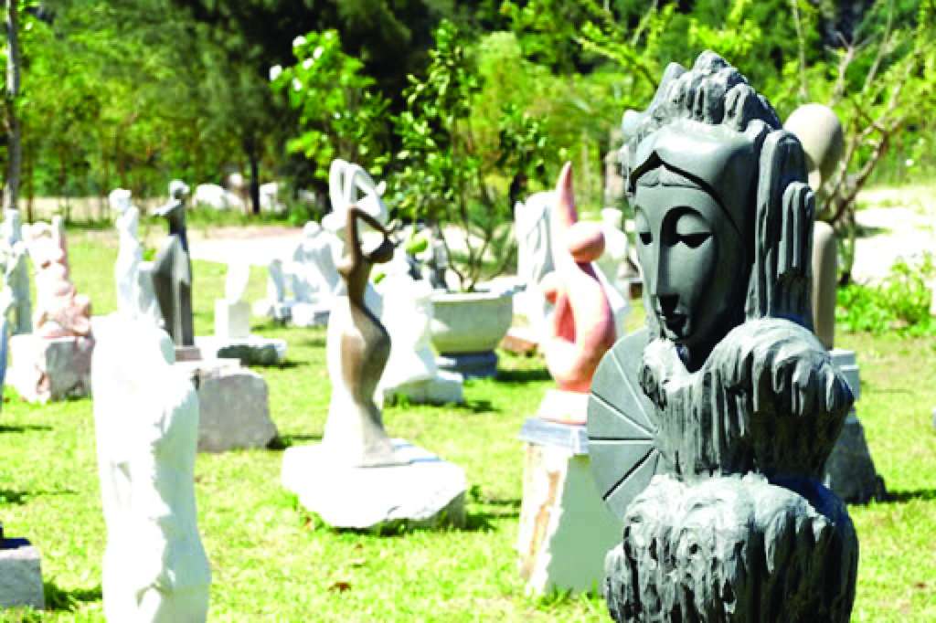 Điều làm đá mỹ nghệ Việt Nam trở thành di sản đặc biệt không chỉ nằm ở giá trị thẩm mỹ mà chính là câu chuyện văn hóa, lịch sử ẩn chứa trong từng tác phẩm