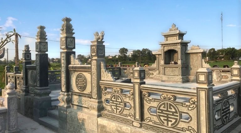 Lăng mộ đá xanh – lựa chọn bền vững qua năm tháng