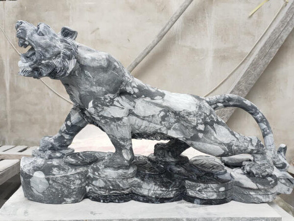 Điêu khắc tượng hổ bằng đá mỹ nghệ không chỉ là công việc chế tác mà còn là hành trình gửi gắm tinh thần, văn hóa và tín ngưỡng