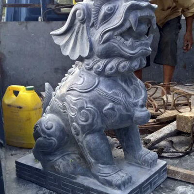 Chất liệu đá mỹ nghệ không chỉ là nguyên liệu chế tác, mà còn là nền tảng tạo nên giá trị toàn diện của tác phẩm – từ thẩm mỹ, phong thủy đến độ bền và ý nghĩa tinh thần