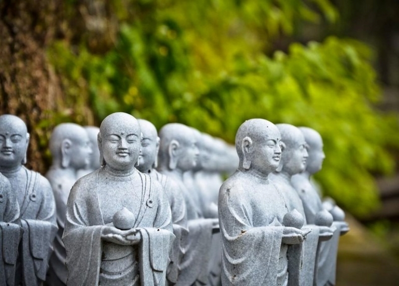 Chính vì mỗi khối đá có câu chuyện riêng nên không có hai tác phẩm đá mỹ nghệ nào hoàn toàn giống nhau, kể cả khi cùng một mẫu thiết kế