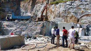 Khám phá vẻ đẹp tiềm ẩn trong đá