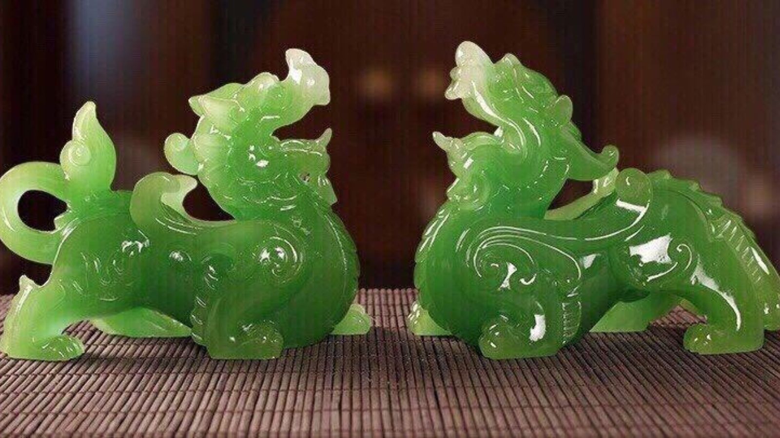 Khi lựa chọn đá phong thủy chế tác theo hình thức đá mỹ nghệ, người dùng không chỉ sở hữu một vật trang trí mà còn là một “lá chắn năng lượng”, một biểu tượng của sự thịnh vượng và bình an lâu dài