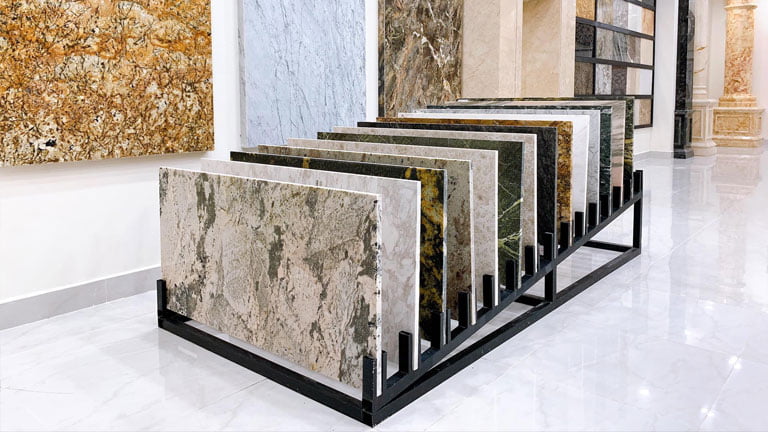 Đá marble chất lượng tốt, đặc biệt là marble trắng hoặc marble có vân đẹp, thường có giá thành cao