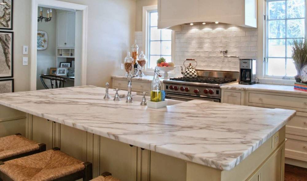 Đá granite mỹ nghệ – Vẻ đẹp mạnh mẽ và hiện đại là sự kết hợp hoàn hảo giữa thiên nhiên và nghệ thuật, giữa sức bền vật chất và chiều sâu thẩm mỹ