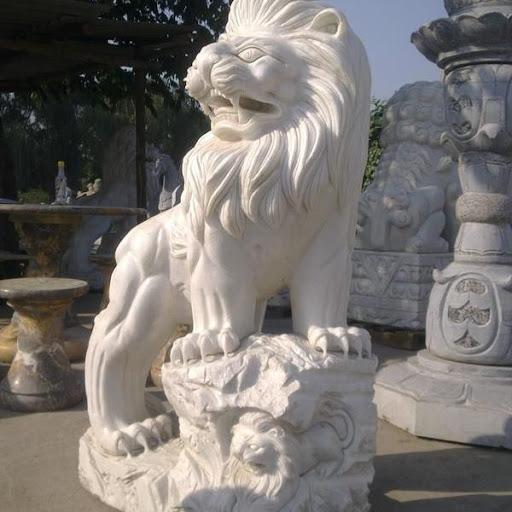 Ngày nay, tượng đá mỹ nghệ không chỉ xuất hiện trong các công trình tâm linh mà còn trở thành điểm nhấn trong không gian nhà ở hiện đại