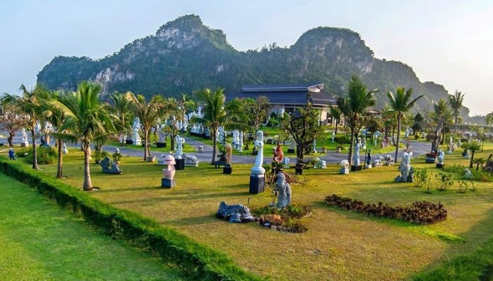 Mặc dù chi phí ban đầu của đá mỹ nghệ có thể cao hơn một số vật liệu khác, nhưng xét về lâu dài, đây lại là khoản đầu tư hợp lý