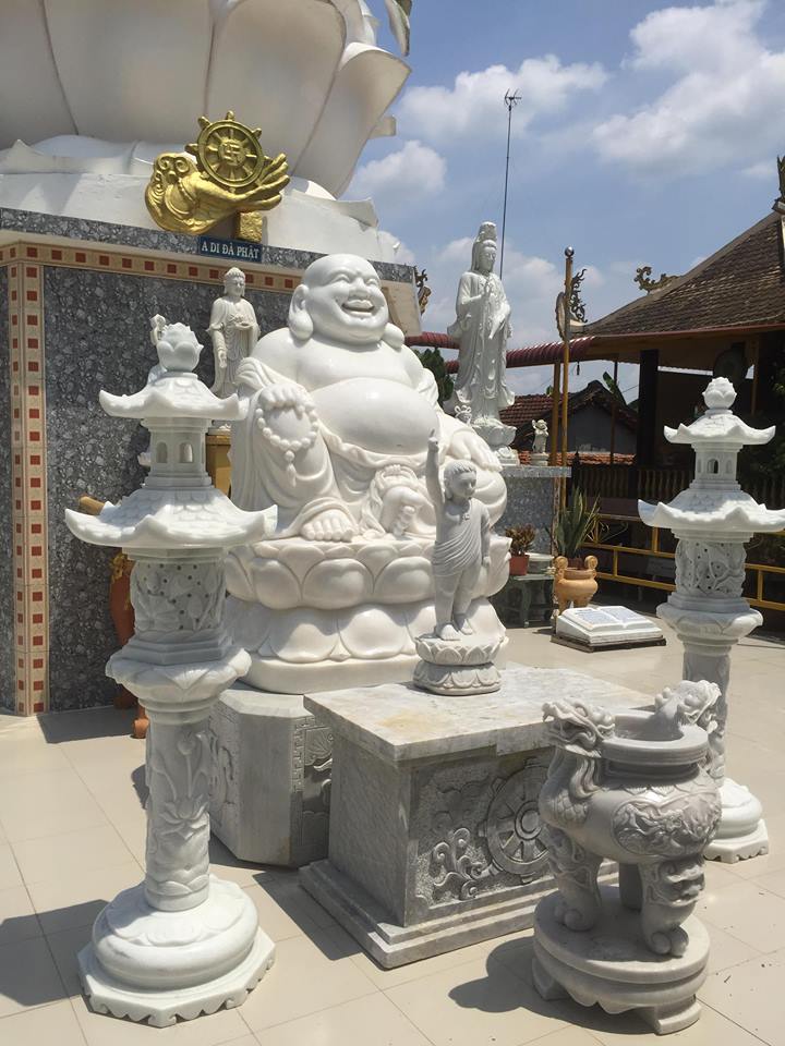 Mỗi pho tượng đá trong công trình tâm linh đều mang một câu chuyện, một biểu tượng riêng