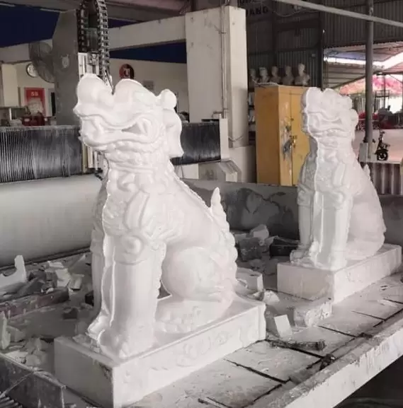 Để tượng đá mỹ nghệ thực sự phát huy giá trị phong thủy, gia chủ cần lưu ý đến yếu tố phù hợp