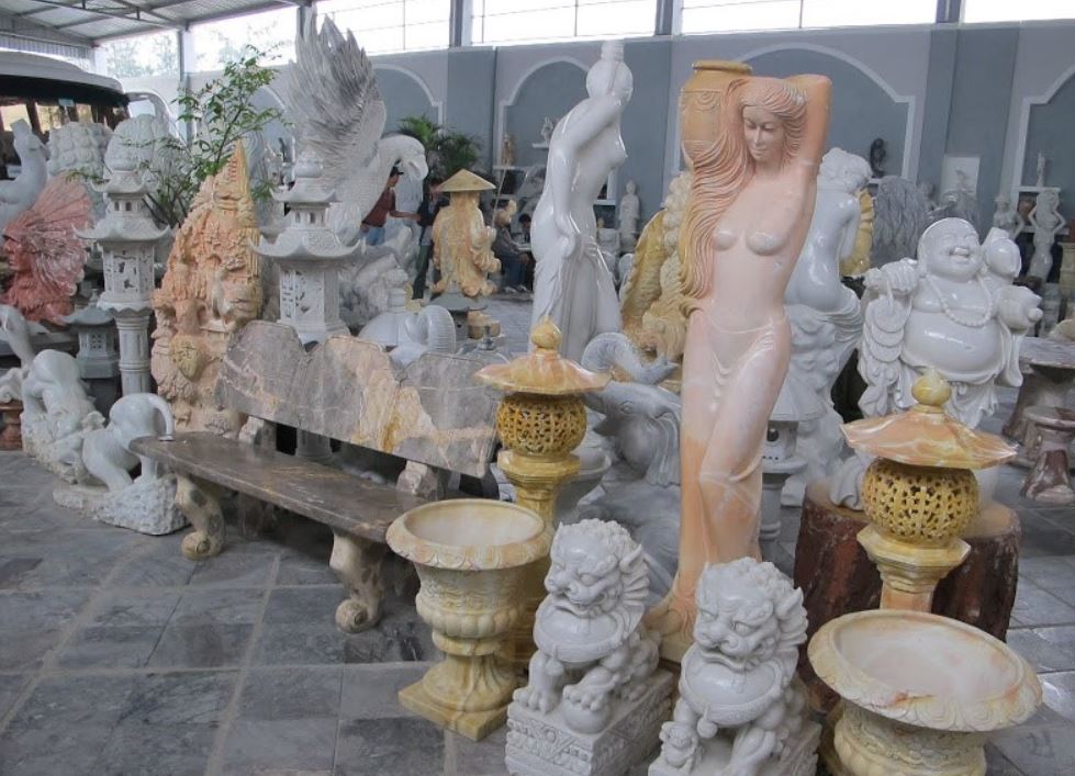 Chính nhờ vẻ đẹp vượt thời gian ấy, đá mỹ nghệ không bị giới hạn bởi xu hướng. Dù thị hiếu thay đổi, giá trị thẩm mỹ của đá vẫn giữ được sức hút riêng, khẳng định vị thế bền vững trong nghệ thuật trang trí