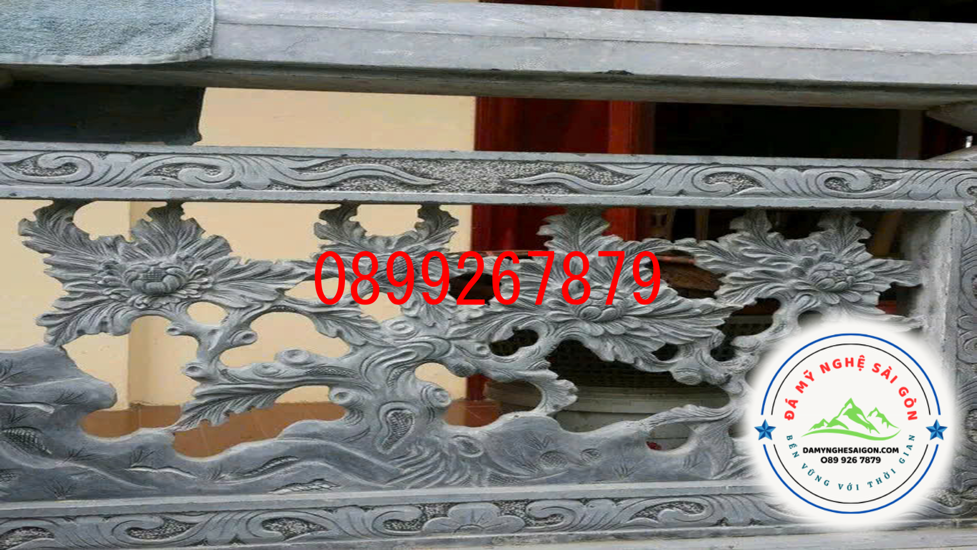 Ngoài ra, việc lựa chọn đơn vị đá mỹ nghệ uy tín cũng quyết định lớn đến chất lượng công trình. Đội ngũ nghệ nhân có tay nghề cao sẽ đảm bảo từng chi tiết được gia công chính xác, hoa văn sắc nét và lắp đặt đúng kỹ thuật